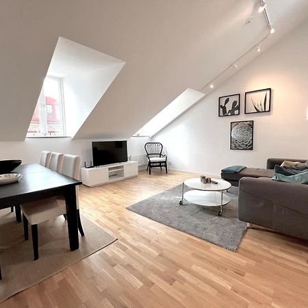Elegant Apartment In The Heart Of The City Гьотеборг Екстериор снимка